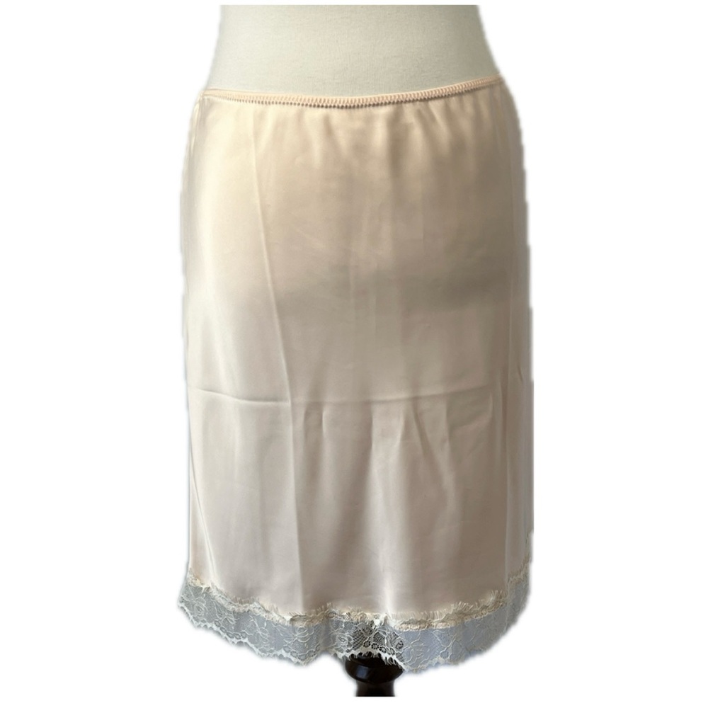 Kimchi Blue Addy Lace Trim Satin Slip Skirt Size L Coquette Fairy Grunge Pastel